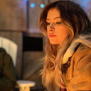 Meet your Posher, Gabrielle